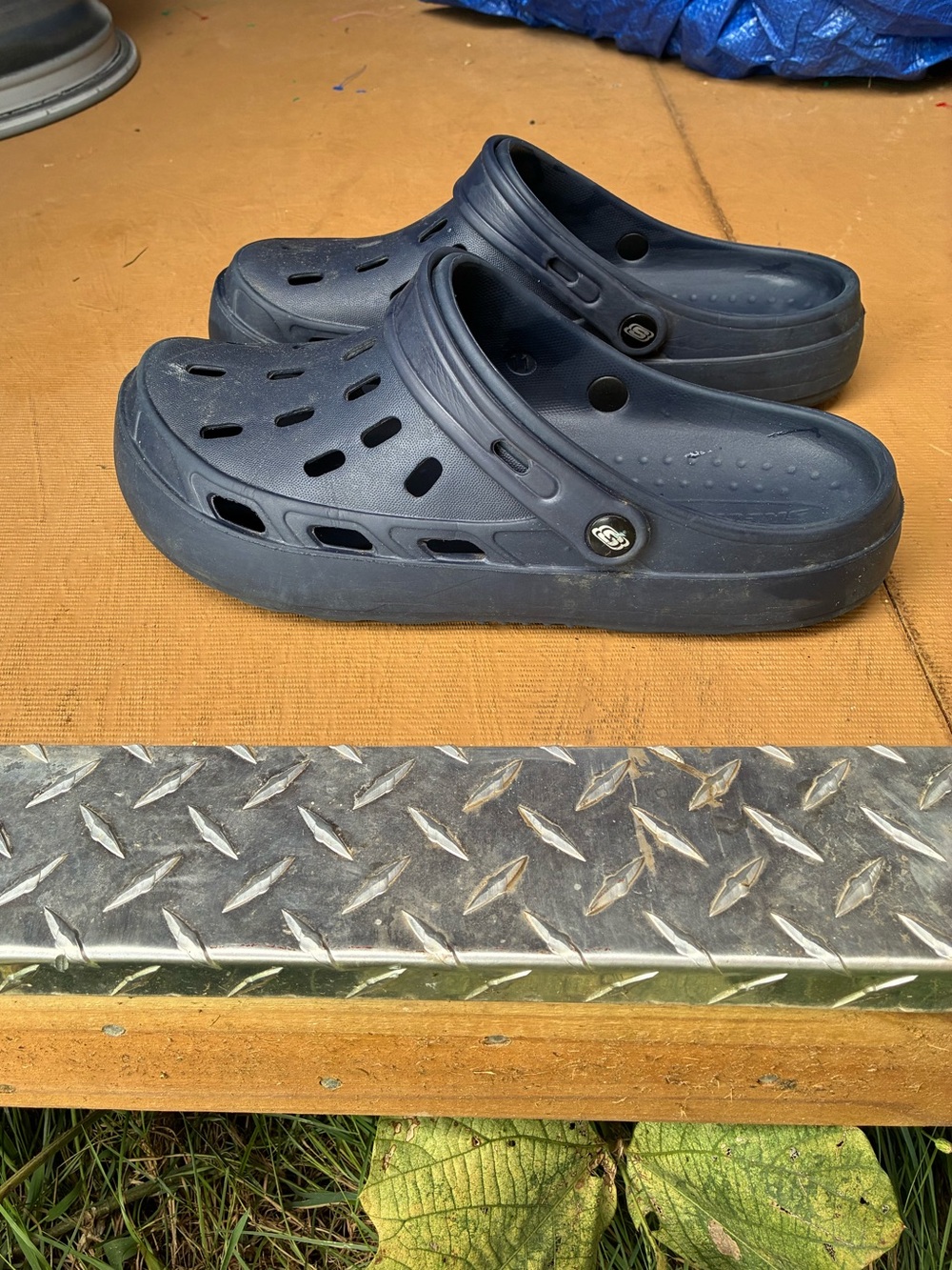 Skechers Foamies Swifters Clogs